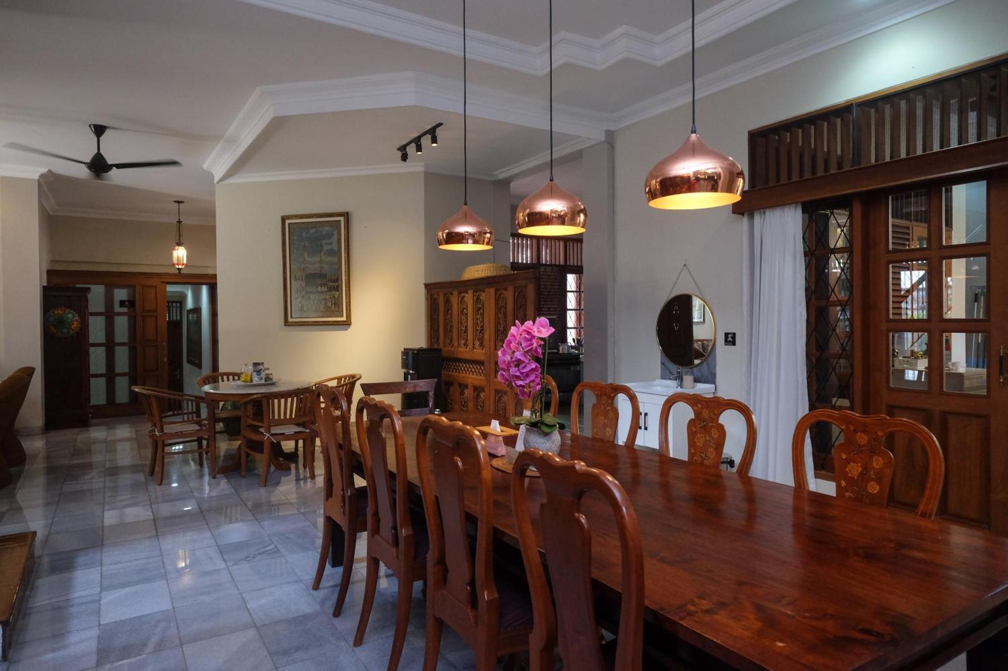 Sareh Villa By The Lavana Semarang Exterior photo